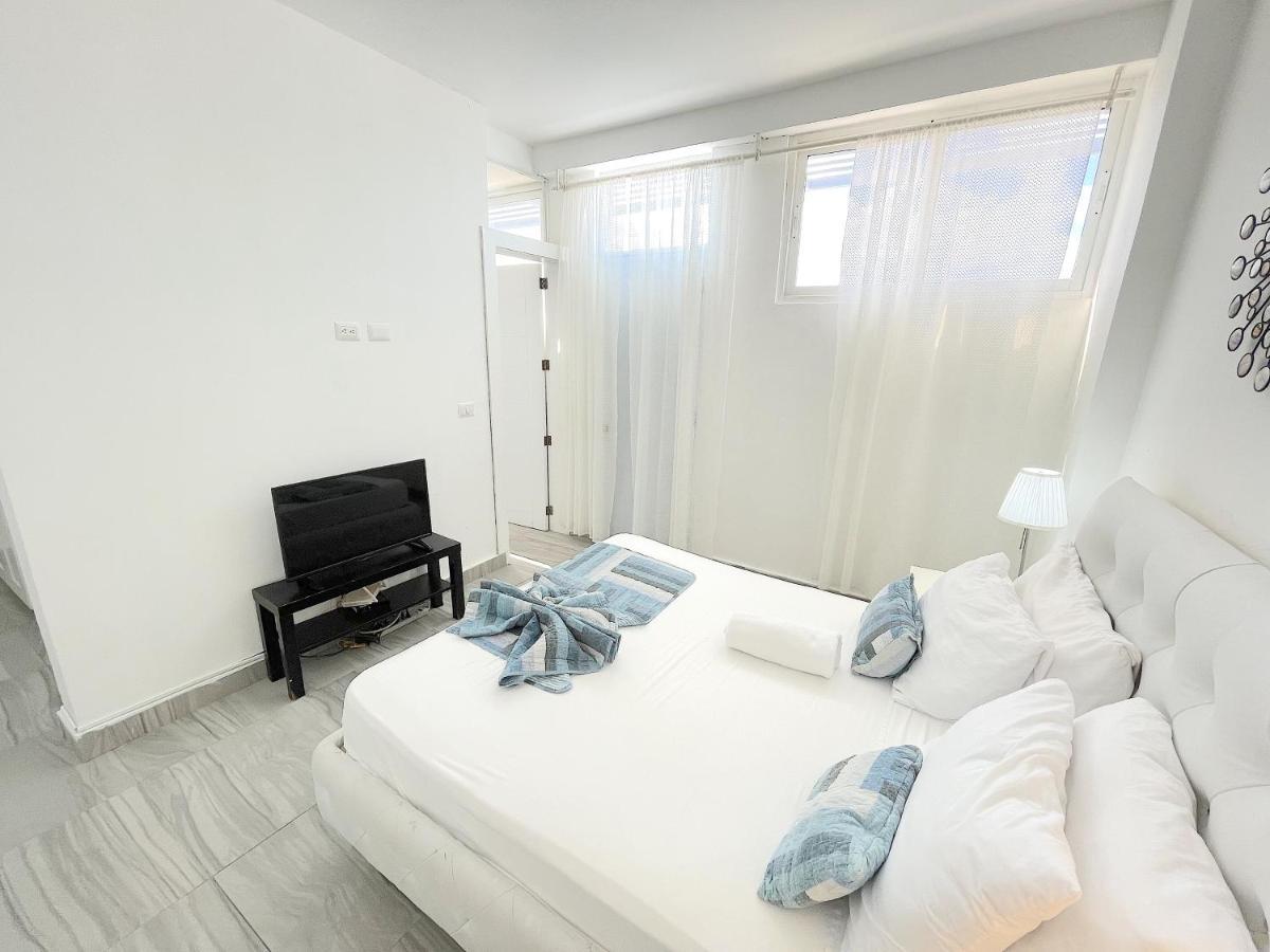 بونتا كانا Rooftop Pool Ducassi Studio Suites Deluxe Hotel Beach Club & Spa المظهر الخارجي الصورة